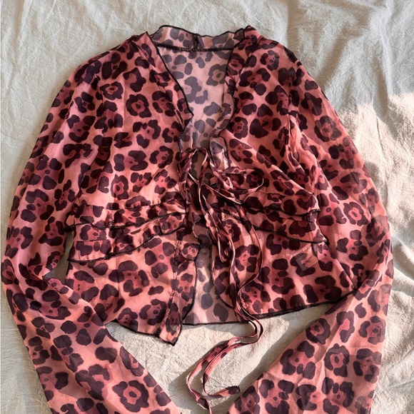 Women’s going out too - Picture 1 of 2